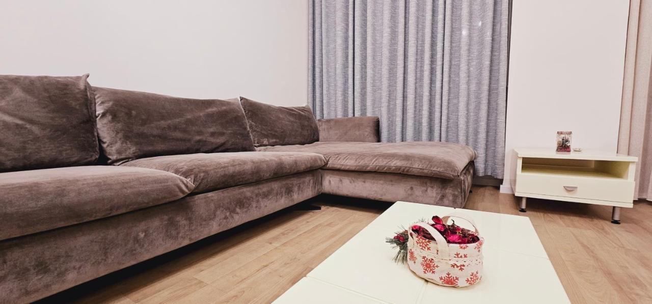 Discover Tirana From Our 3-Room Apartment With Free Parking-Komuna E Parisit Экстерьер фото