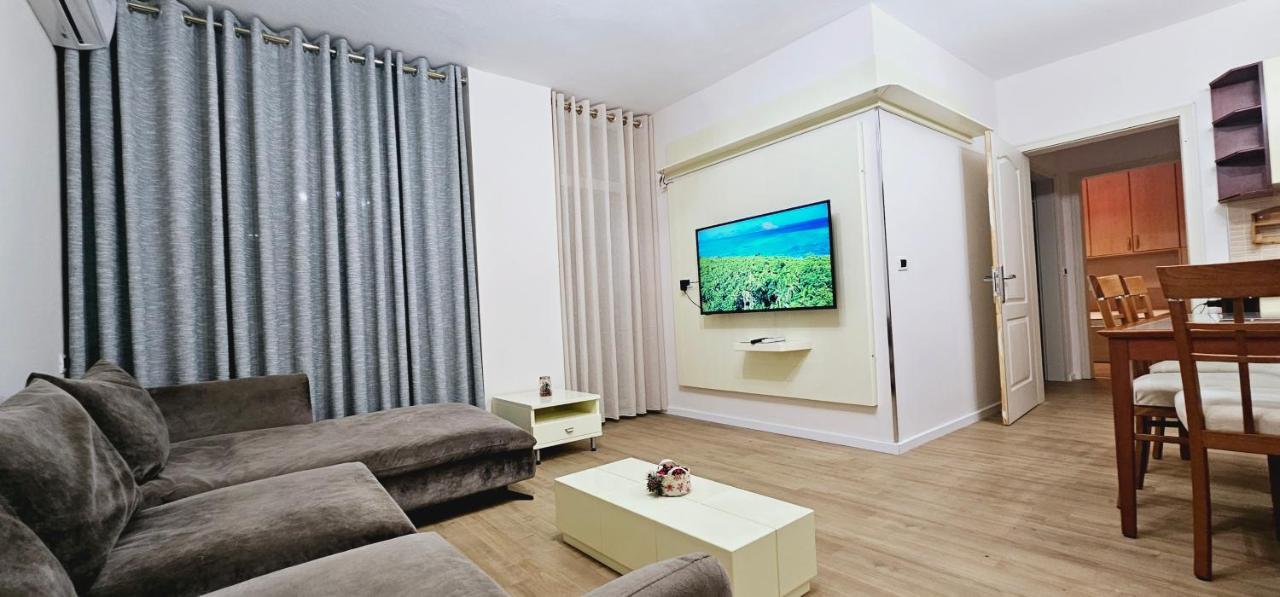 Discover Tirana From Our 3-Room Apartment With Free Parking-Komuna E Parisit Экстерьер фото
